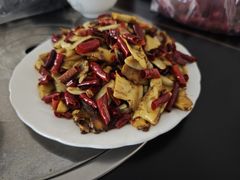 炒见手青-江川野生菌火锅铜锅鱼(贵清火锅店)