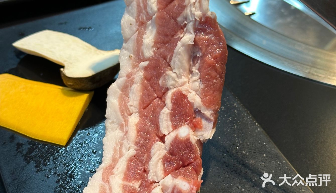 超正宗的韩式料理店，烤青花鱼超好吃‼️爱惨了