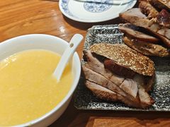 -老天桥酱肉烧饼夹肘子(天桥店)