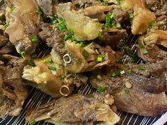 -有红鸡毛店·川菜(建设路店)