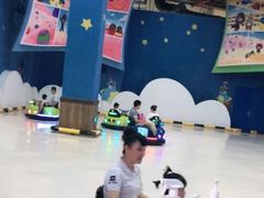 -蓝精灵乐园·世茂精灵之城主题乐园