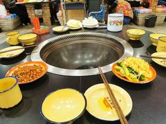 -关东情铁锅炖(迎春大街店)
