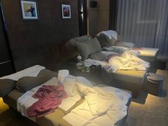 -金色印象·4K影院式足体养生(南坪桃源店)
