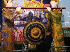 -ခြောက်ထပ်ကြီးရွှေသာလျောင်းဘုရားကြီး