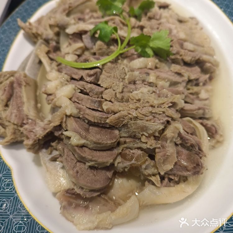 🏕️假装在草原度假！这家西北菜的手把肉香迷