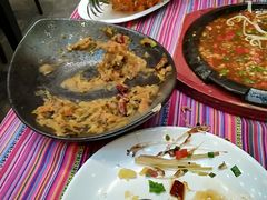 -香巴拉云南餐厅(华莱坞店)