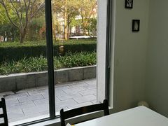-新世界教育iVEE·英语日语西语(金桥校区)