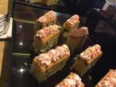 -大中华希尔顿酒店-念自助餐·嗨啤·小龙虾