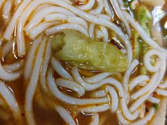 -龙香记桂林米粉(东扬威街11号楼店)