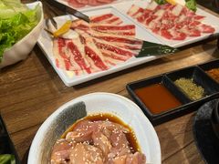 -山居屋炭火烧肉(厚街万达店)