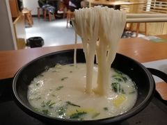 招牌传世年糕米粉-罗罐中米粉(人信汇店)