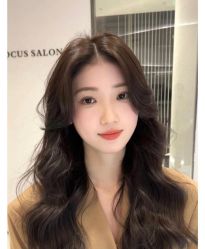-丝语萱形象
