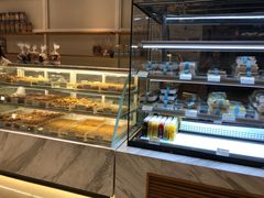 面包甜点陈列柜-老大昌(淮海中路店)