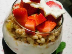 招牌优格杯-BE BRIGHT KITCHEN(正佳广场店)