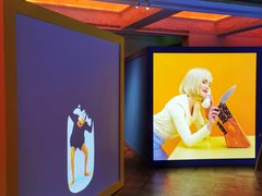 -Nathalie Djurberg与Hans Berg“牛皮纸包裹的月亮”-Prada荣宅当季展览