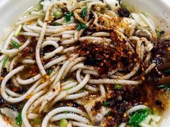 -花溪王记牛肉粉(四季花溪商场店)