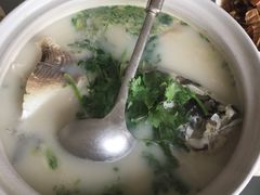-天乐农家鱼头王(天目湖店)