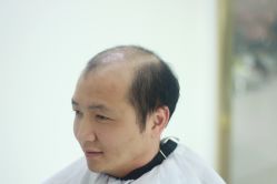 -发饰美男士增发补发假发定制店