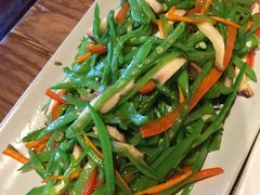 -云海肴·汽锅鸡·云南菜(天山百盛优客店)