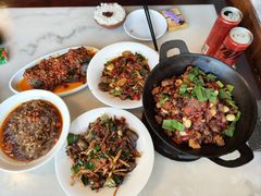 -嘉丰湘菜馆(芳群园店)