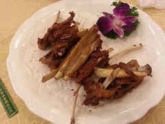 炸羊排-巴扎美食·新疆菜·西域歌舞表演餐厅(新疆大厦店)