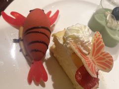 -广州万富希尔顿酒店·感趣自助餐厅·金秋蟹宴生蚝海鲜刺身
