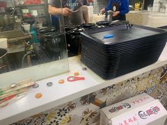-锅神麻辣烫