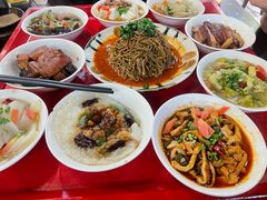 -蓝田九大碗民俗食府(蓝田店)