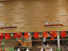 -亚龙湾希尔顿自助餐厅·海鲜·烧烤·沙滩BBQ·现场乐队