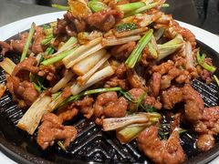 葱爆小羔羊肉-悦融琥珀·京鲁菜·海味珍品(西单店)