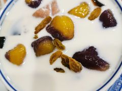 -广信牛奶甜品世家(台东店)