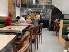 -佰搭果·广式茶餐厅(西华路店)