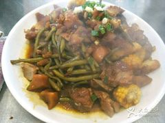-老码头黑皮肘子锅包肉熏酱水饺(文政街店)