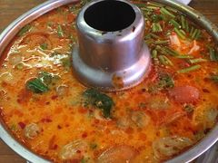 -J Daeng Seafood