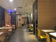 大堂-麦当劳(磨子桥店)