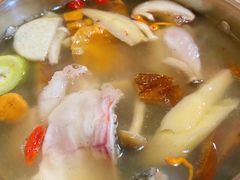 -丽江庭院·云南野生菌·海鲜火锅(鼓楼四合院店)