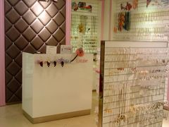Lizzie饰品店F211-莲花国际广场