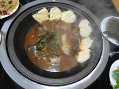 -北京龙庆四季香农家饭庄·灶台鱼·碳烤虹鳟鱼(龙庆峡店)