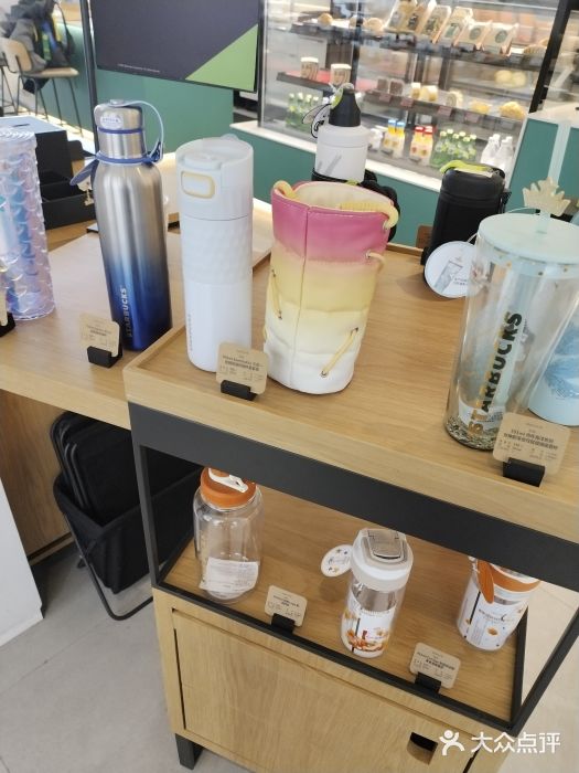 星巴克臻选(上海淮海百盛购物中心店)图片