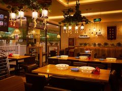大堂-拿渡·水煮鱼麻辣香锅(王府井奥莱·香江小镇店)