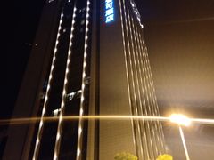 -武汉武昌站街道口华美达安可酒店