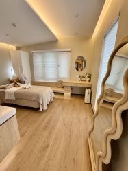 -AGE LOCK 锁龄美肌