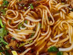 -黔阿牛菌汤牛肉粉全牛火锅(喷水池店)