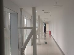 -巨幕影城(光谷广场资本大厦店)