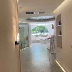 -苗方清颜痘肌研究所