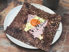 熏肉鸡蛋芝士奶油蘑菇可丽饼-RAC BAR(安福路店)