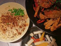 -巴厘龙虾·榜首油焖大虾(音乐学院·沿江酒馆店)