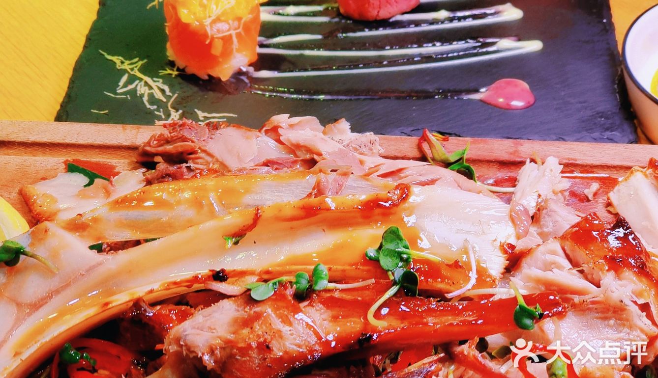 怎么都美的鲜花卷日料💫 HUNT'S · 夯食 