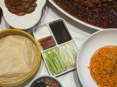 -梅利汴京烤鸭•开封豫菜地标店(东司门店)