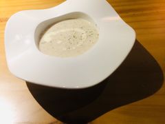奶油蘑菇汤-清真·艾美可餐厅(大悦汇店)